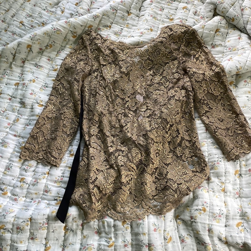 Gold Leaf Top
